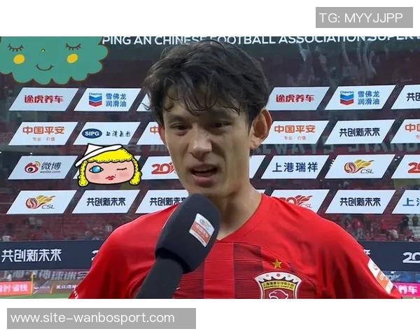 海港为颜骏凌徐新颁发纪念球衣王燊超荣获中超单轮最佳称号